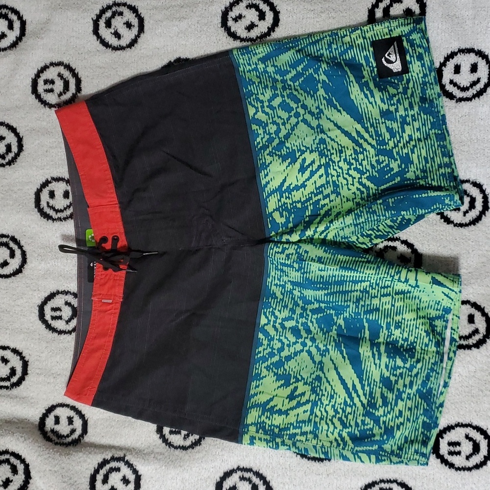 Quiksilver board shorts